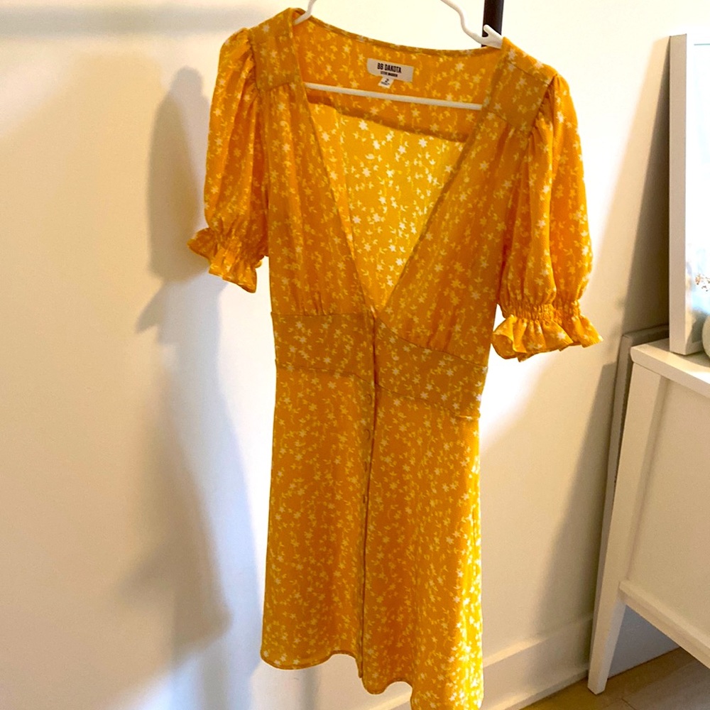BB Dakota Yellow Floral Dress